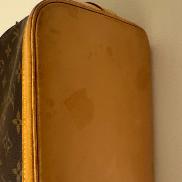 Louis Vuitton Monogram Shoulder Bag in Brown and Tan - Picture 9 of 14